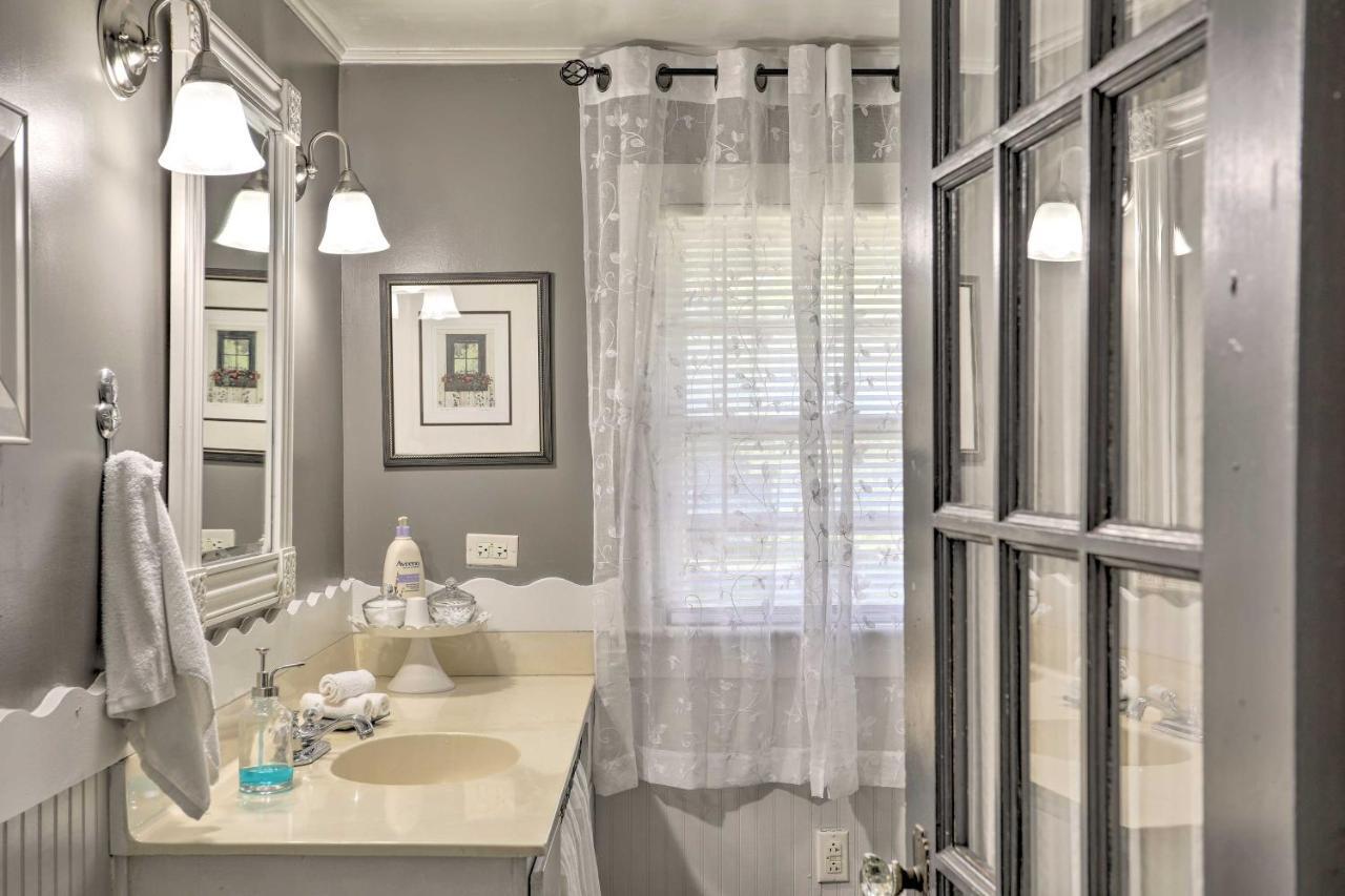 Coastal, Walkable Home In Historic Southport! Esterno foto